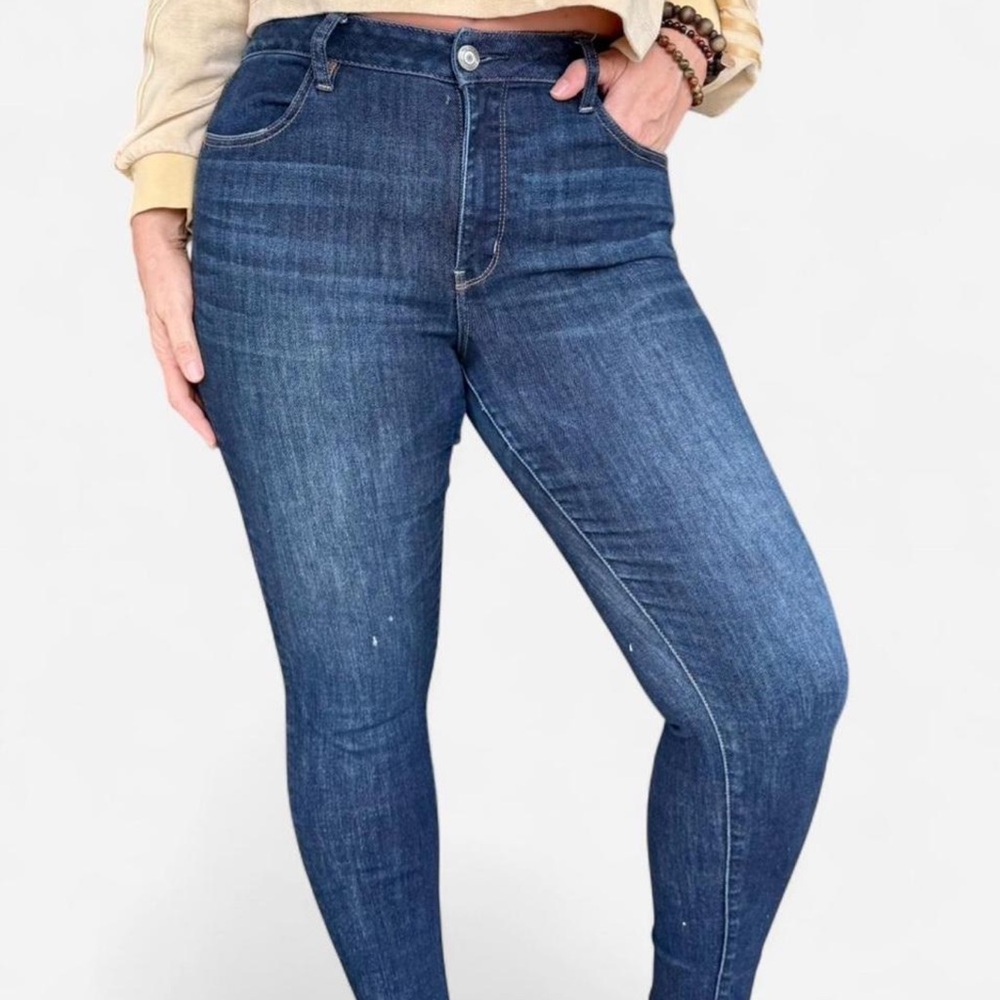 AMERICAN EAGLE High-Rise Dark Wash Skinny Jeans - Blue